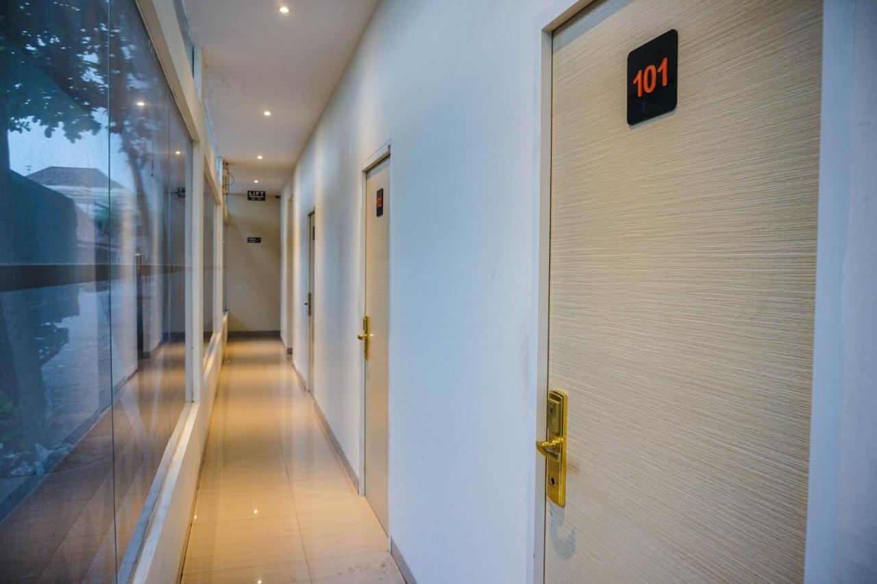 Hotel Pantes Kota Lama Семаранг Экстерьер фото