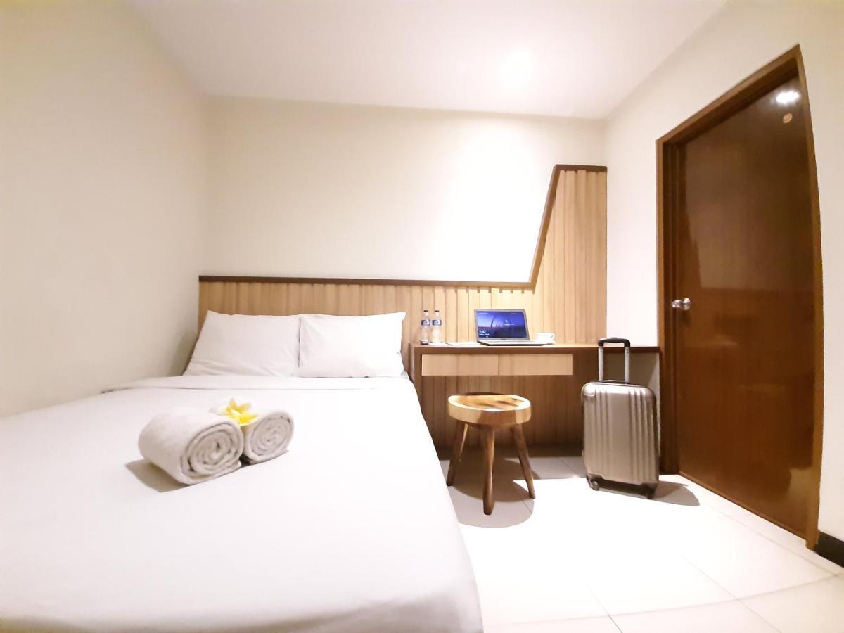 Hotel Pantes Kota Lama Семаранг Экстерьер фото