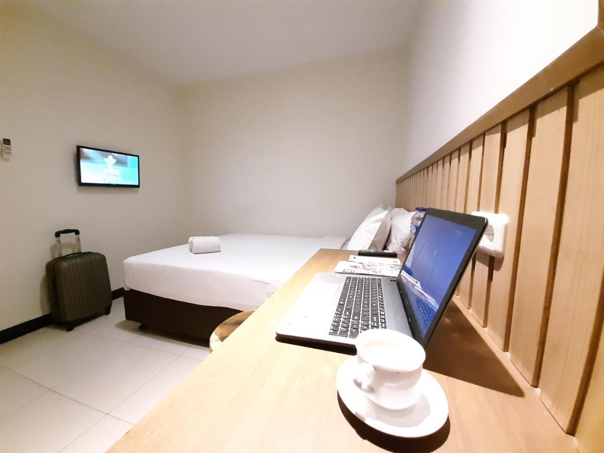 Hotel Pantes Kota Lama Семаранг Экстерьер фото