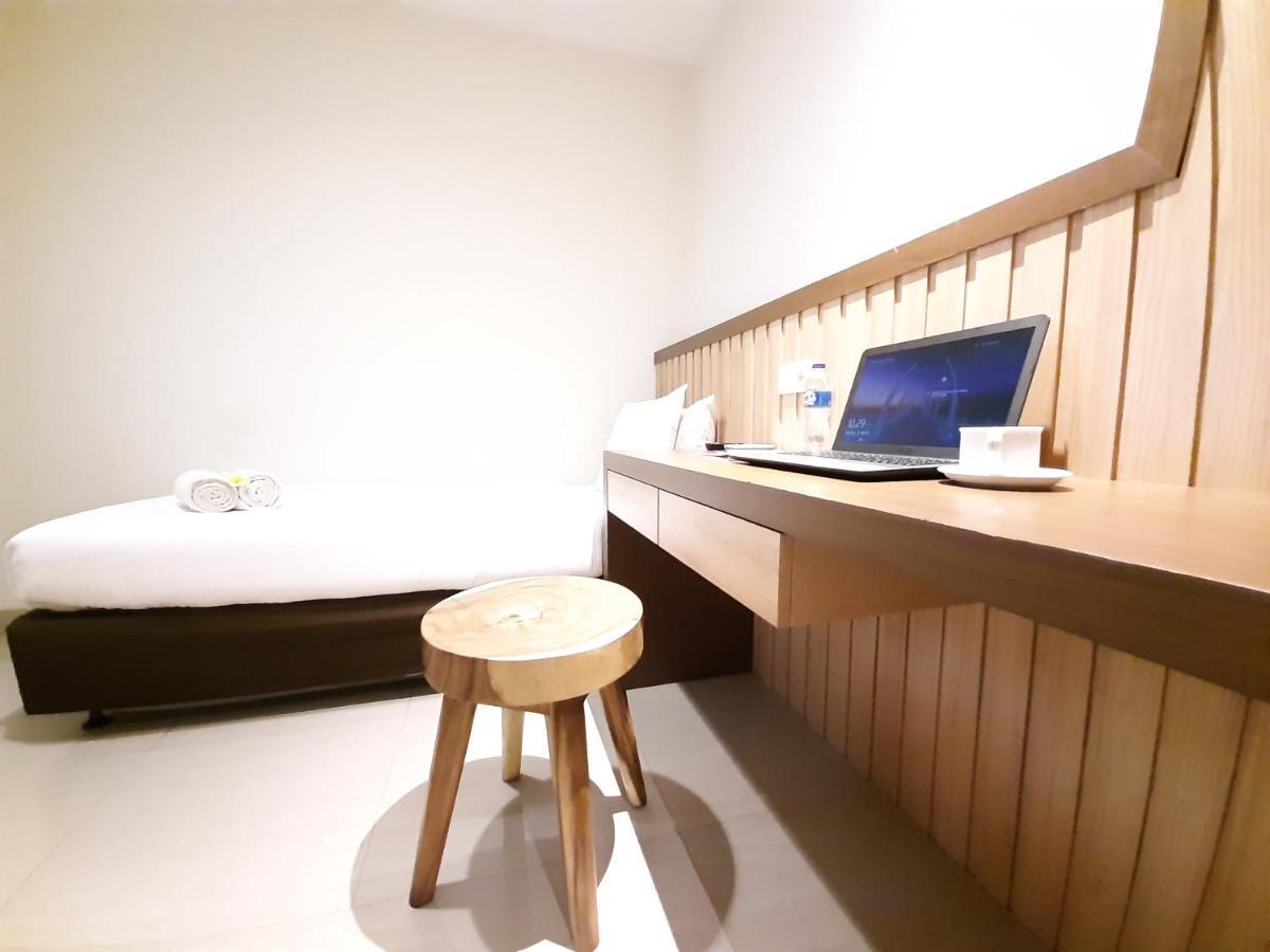 Hotel Pantes Kota Lama Семаранг Экстерьер фото