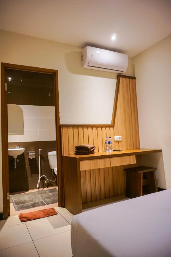 Hotel Pantes Kota Lama Семаранг Экстерьер фото