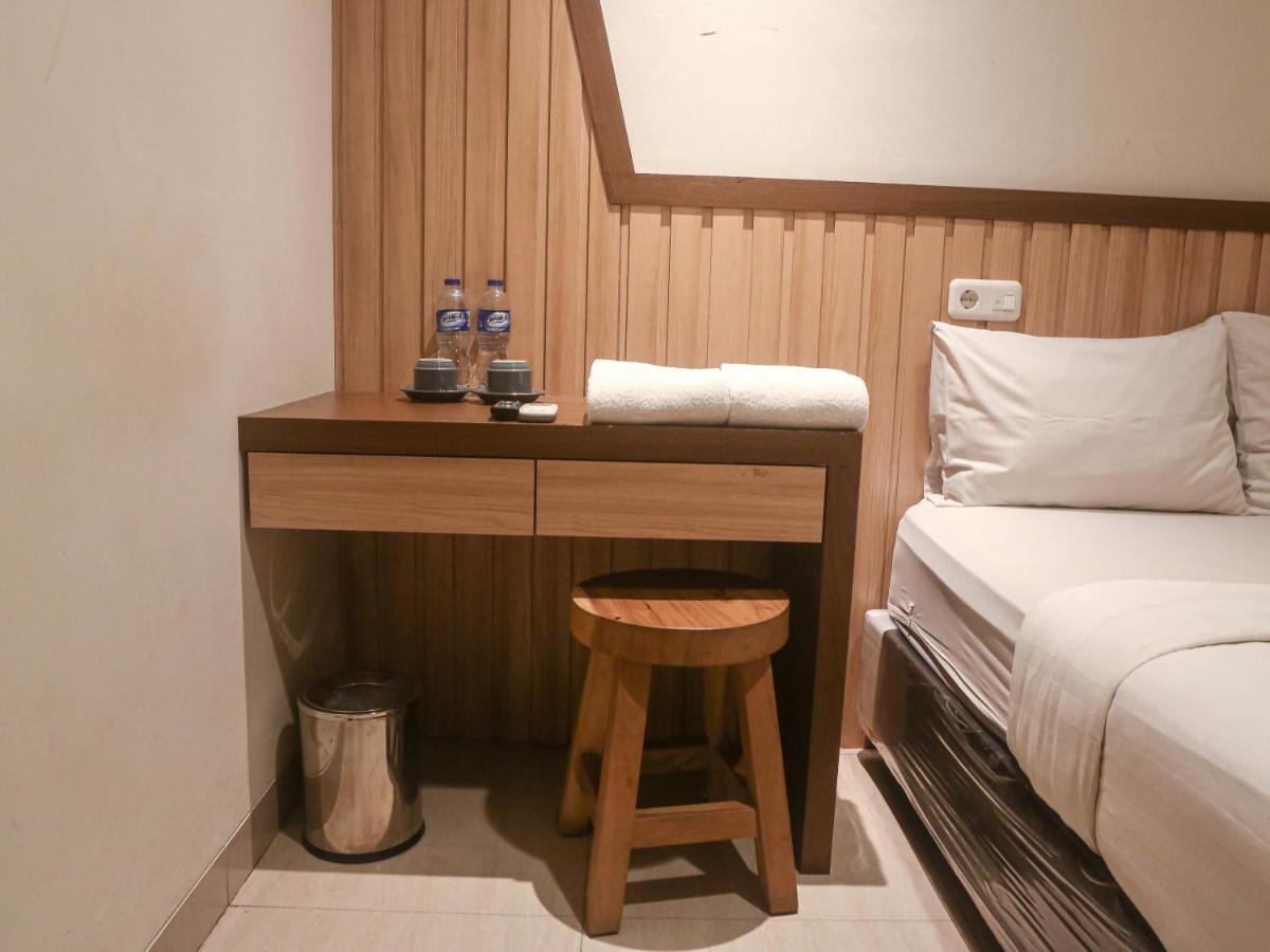 Hotel Pantes Kota Lama Семаранг Экстерьер фото